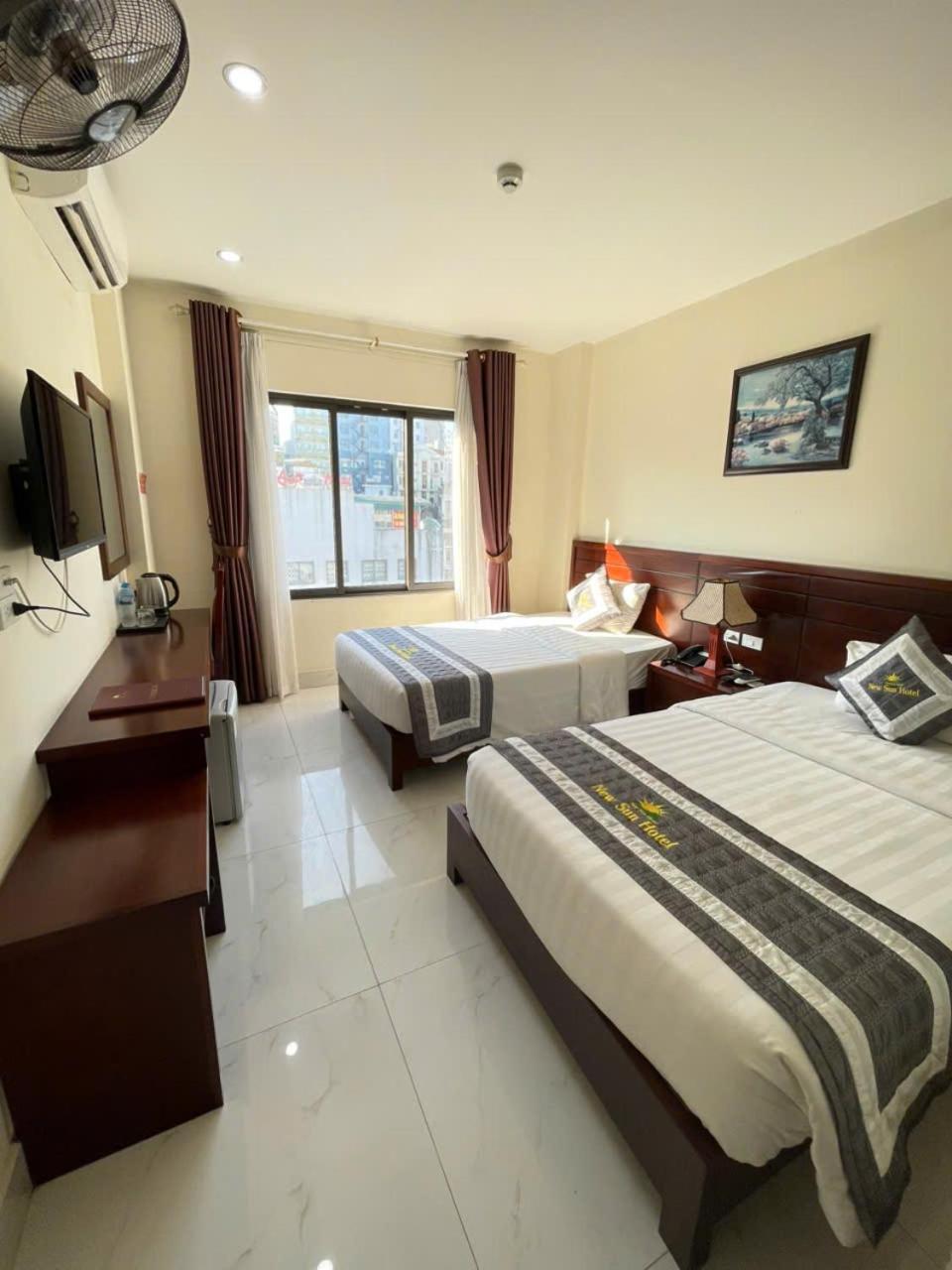 New Sun Hotel Ha Long Buitenkant foto