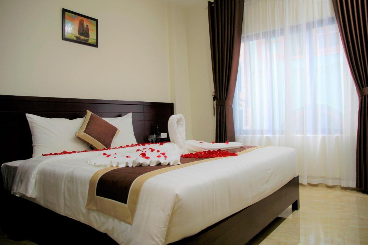 New Sun Hotel Ha Long Buitenkant foto
