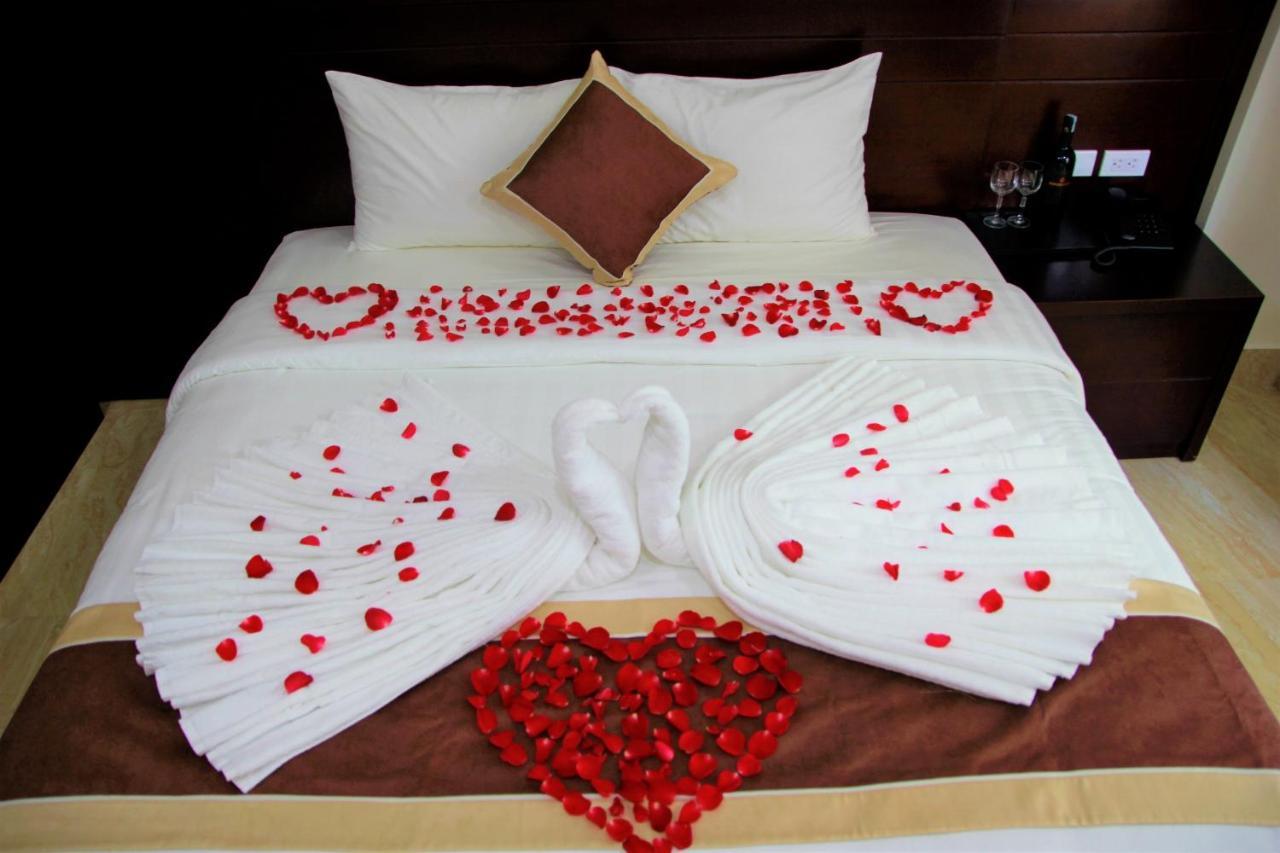 New Sun Hotel Ha Long Buitenkant foto