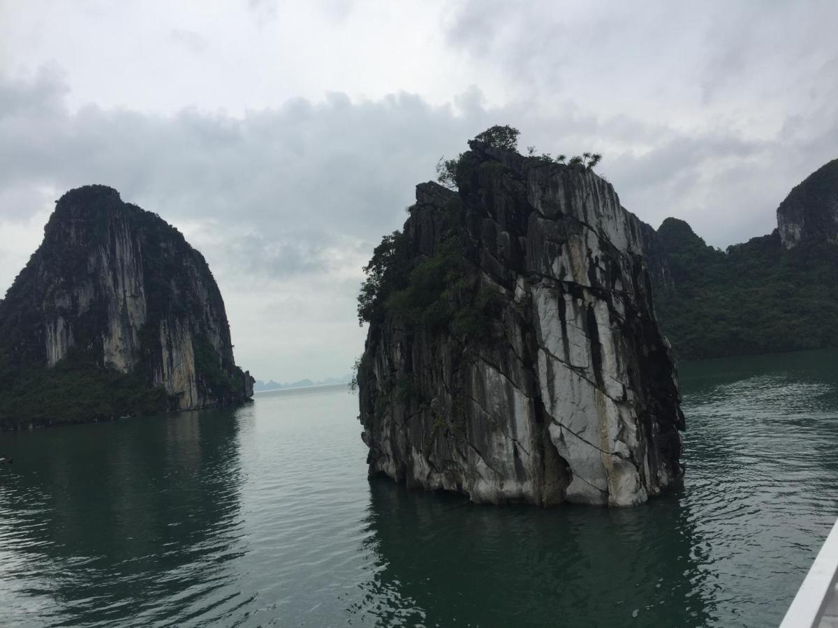 New Sun Hotel Ha Long Buitenkant foto